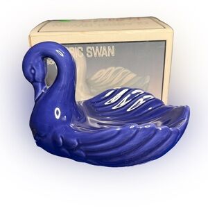 Classic Swan Soap Dish